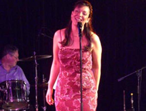 Meera Belle Sydney Singer